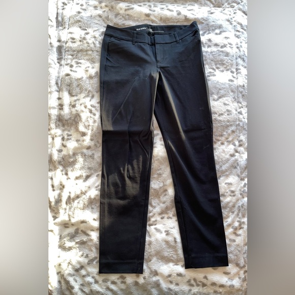 Old Navy Mid-Rise Pixie Skinny Pants - Picture 1 of 2